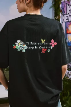 Bouquet Love Loose Tee