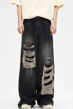 Distressed Oversized Jeans