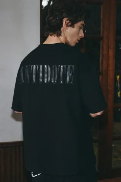 425g Embroidered Studded Cotton Tee