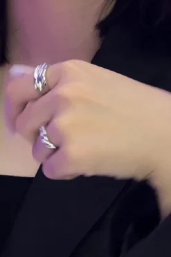 Liquid Metal Ring