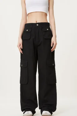 Pocketed Cargo Straight-Leg Pants